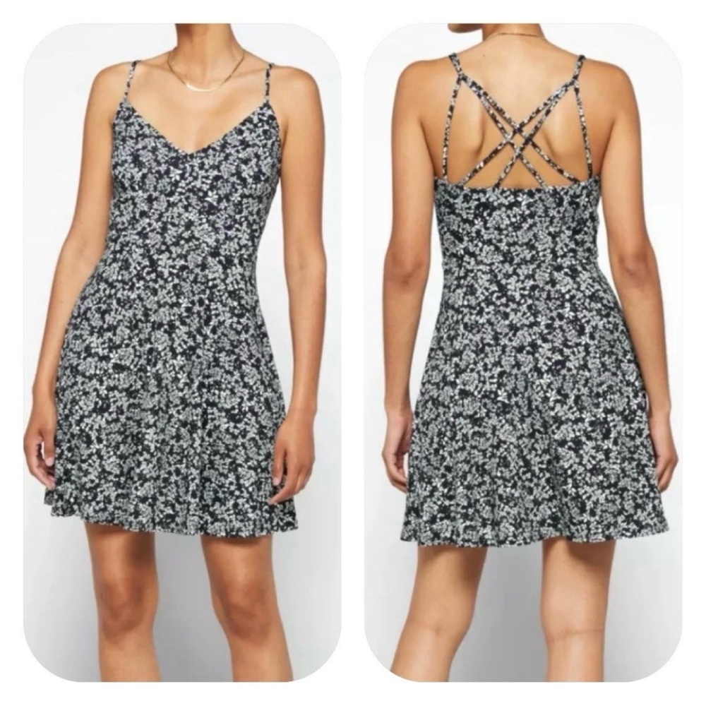 Nine Britton Lizzy Brushed Knit Dress - Black & White Floral Mini - Size XL